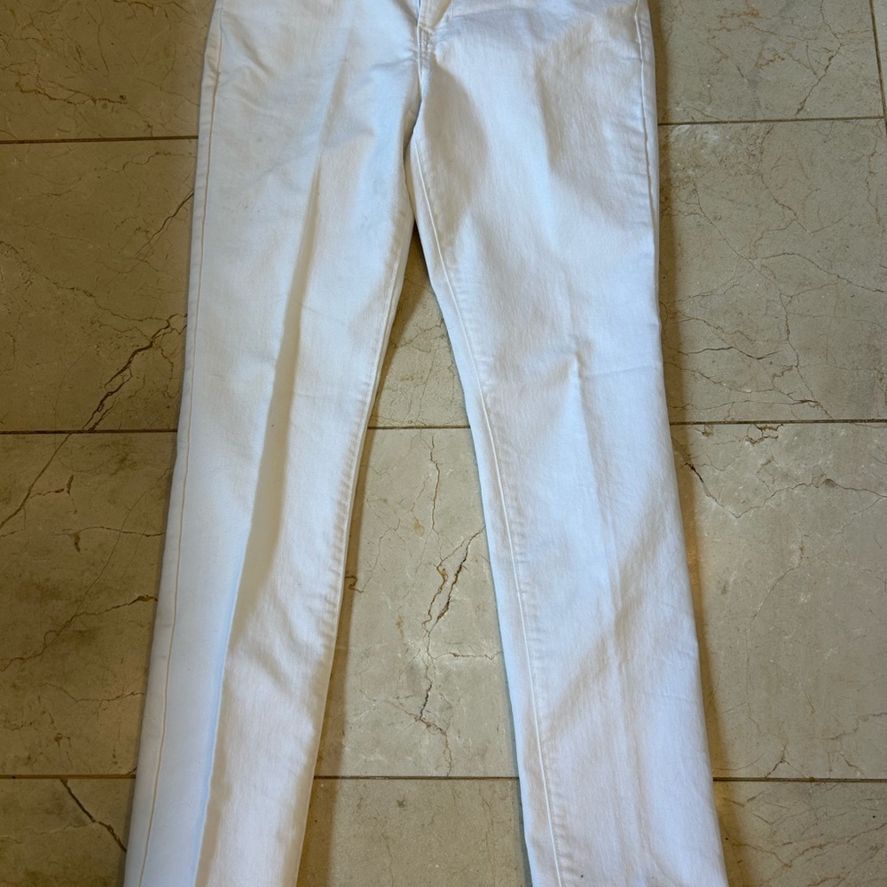 Old Navy, Curvy, White Denim, Mid Rise, Skinny Leg Jeans w/ Stretch, Sz 6 - Picture 9 of 11